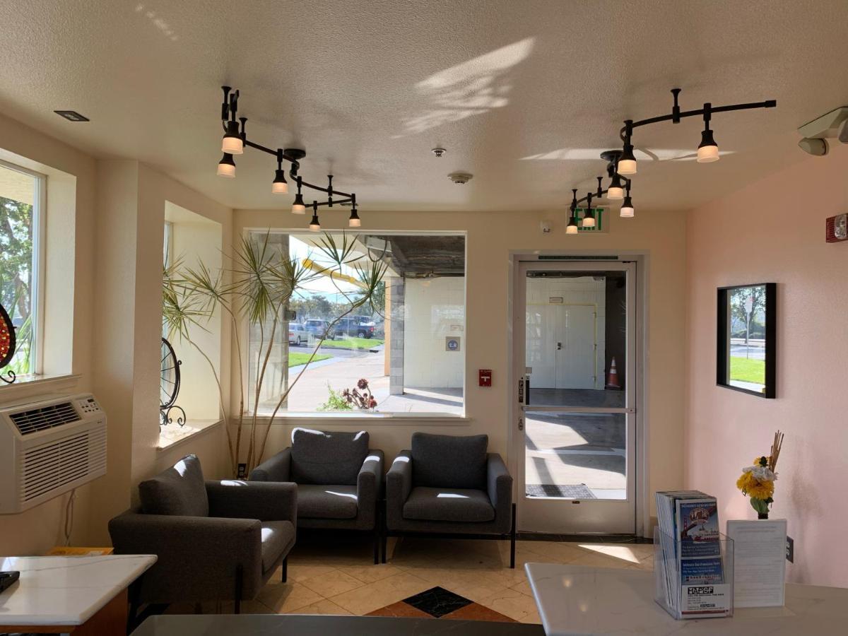 Airport Motel