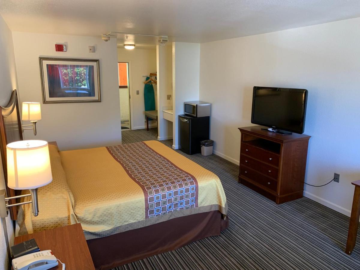 Motel Airport 2*